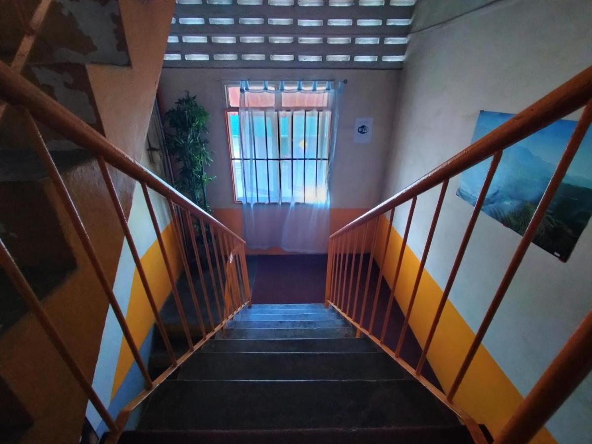SPOT ON 89994 Rz Gold Hotel Kuala Kerai Exterior foto